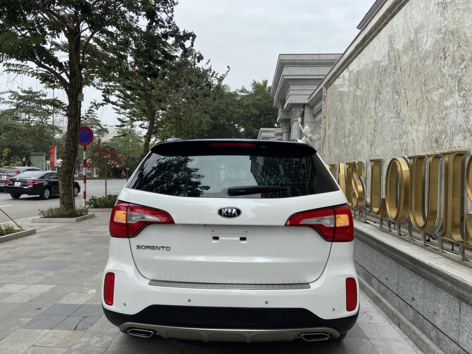 Kia Sorento 2.4GAT 2018 - Bán Kia Sorento 2.4GAT model 2019 mới nhất Việt Nam