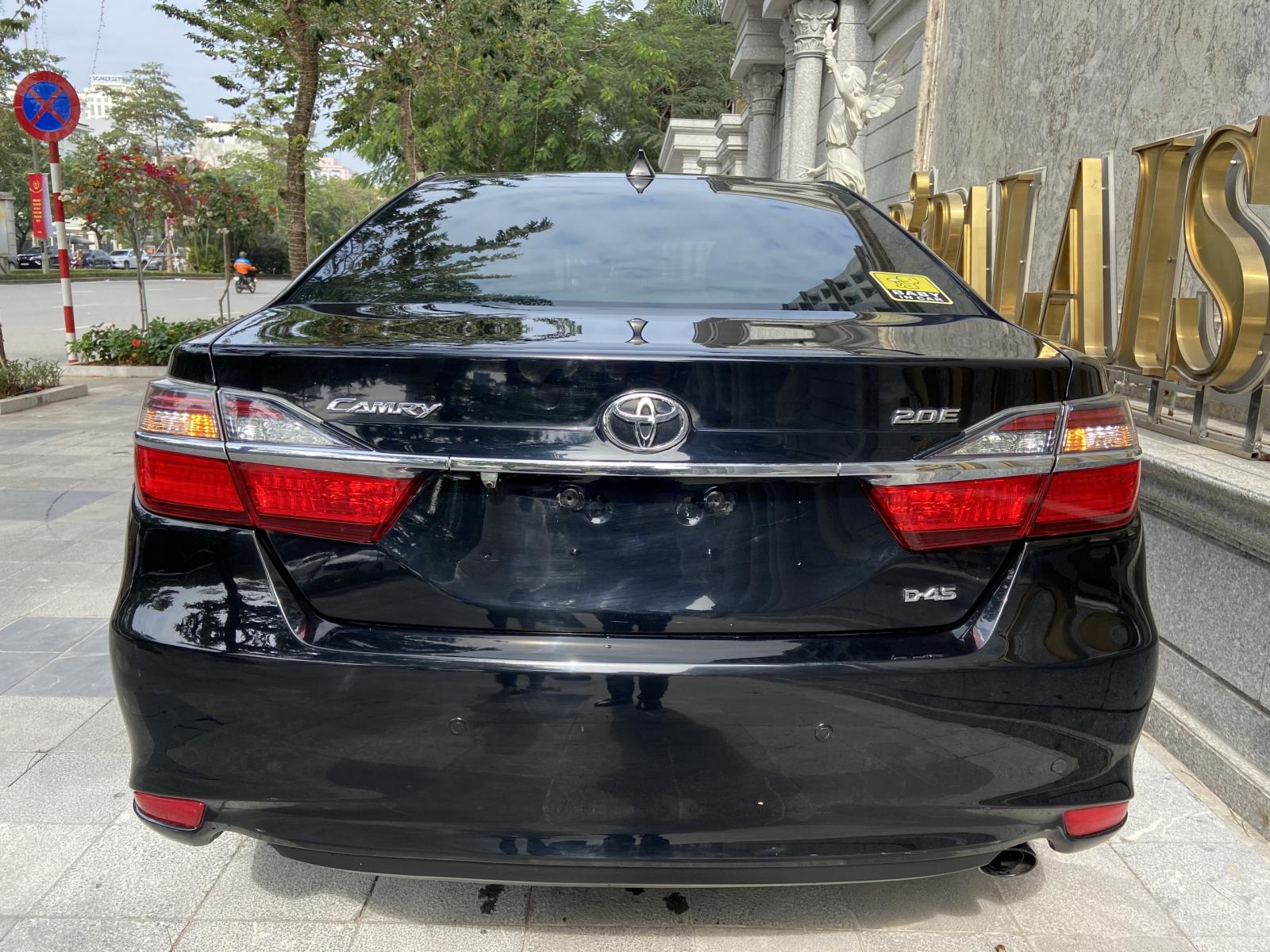 Toyota Camry 2.0E 2016 - Bán Toyota Camry 2.0E sản xuất 2016 mới nhất Việt Nam