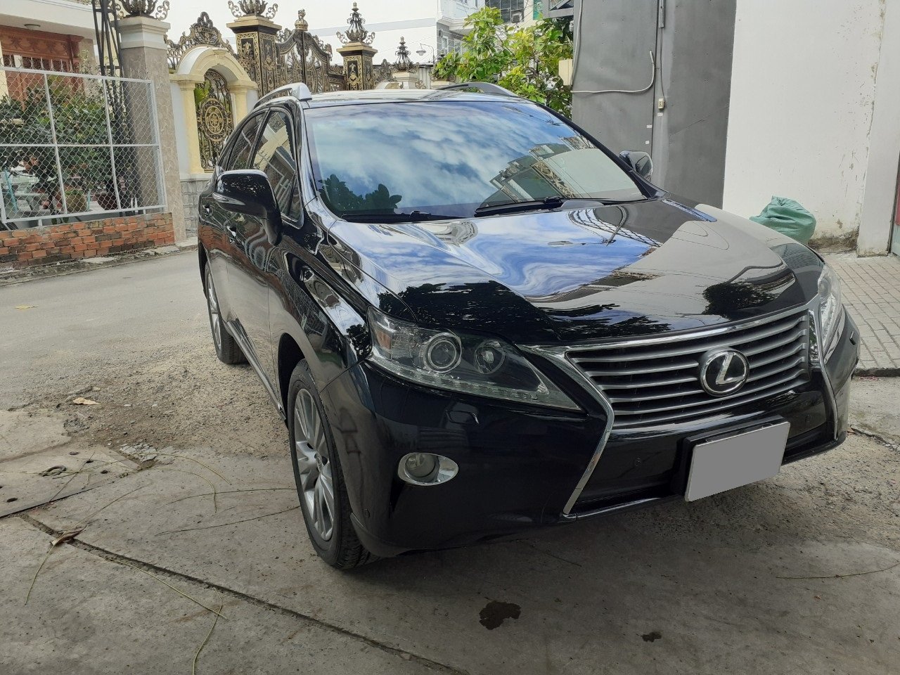 Lexus RX350 2013 - Nhà tôi cần bán Lexus RX350 2013 màu đen, nhập Nhật, full option, xe cực lướt