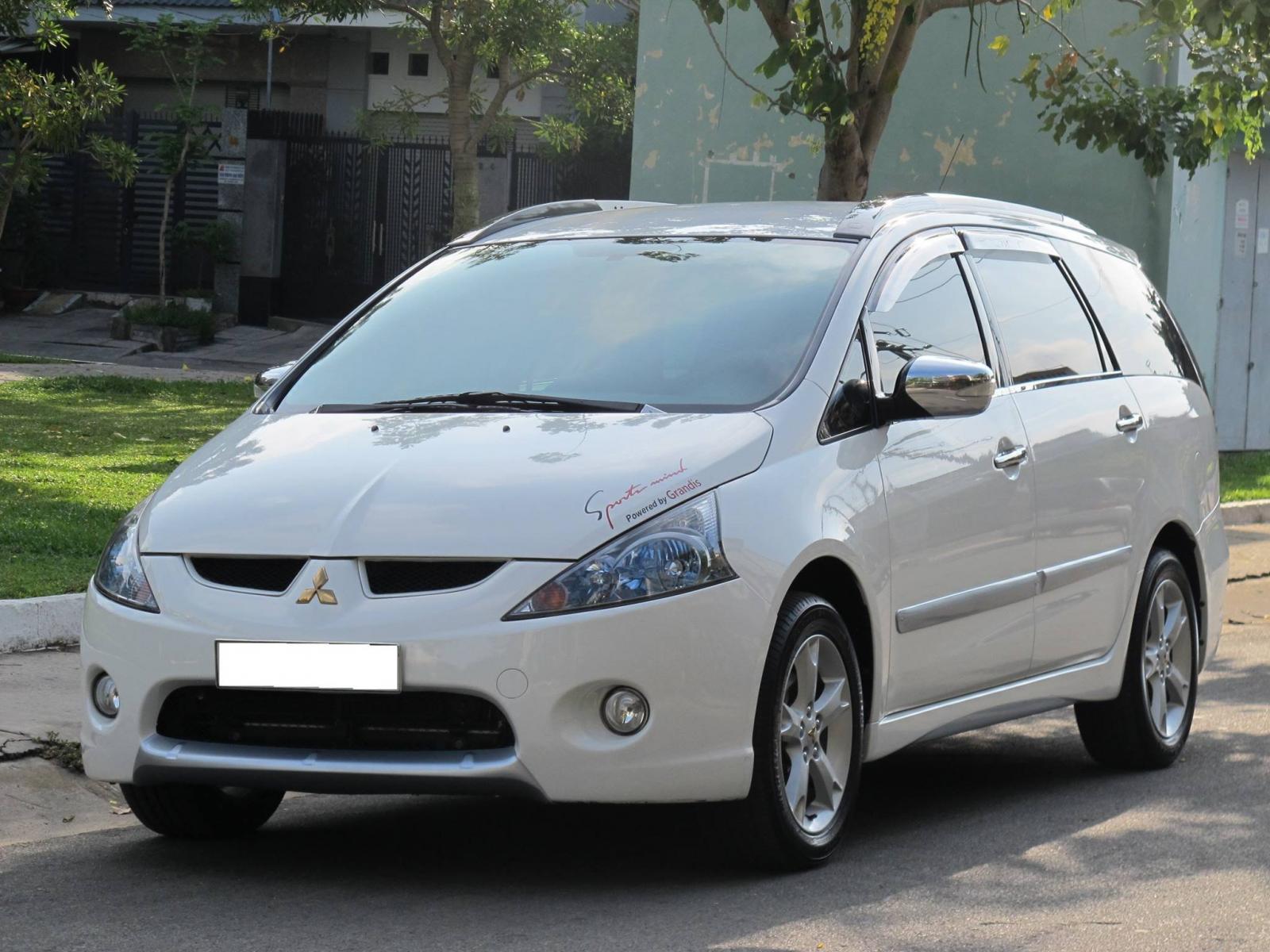 Mitsubishi Grandis 2012 - Bán Mitsubishi Grandis 2012 Limited, số tự động Full, màu trắng