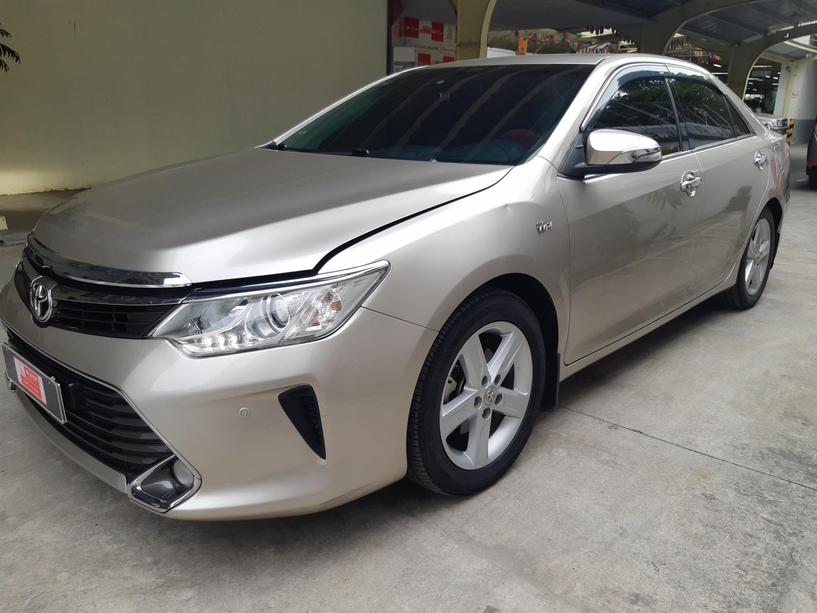 Toyota Camry 2.5Q 2015 - Bán Toyota Camry 2.5Q đời 2015 - xe đẹp giá tốt