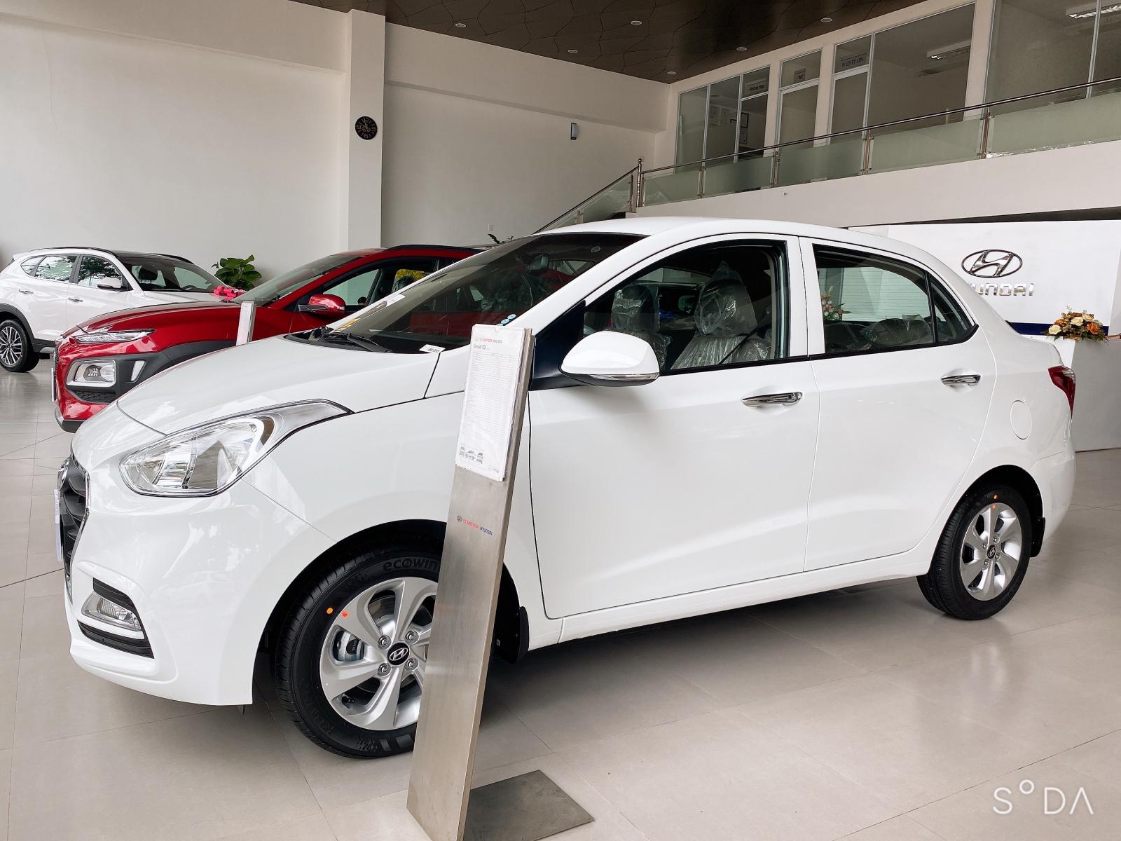 Hyundai i10 AT sedan 2020 - Bán xe Hyundai I10 sedan - chiếc xe rộng nhất phân khúc