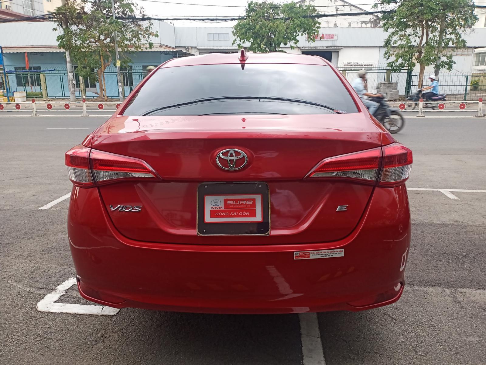 Toyota Vios 2019 - Xe Toyota Vios 1.5G đời 2019, màu đỏ biển SG lướt 9.000km chuẩn chỉ nguyên - giá cực tốt