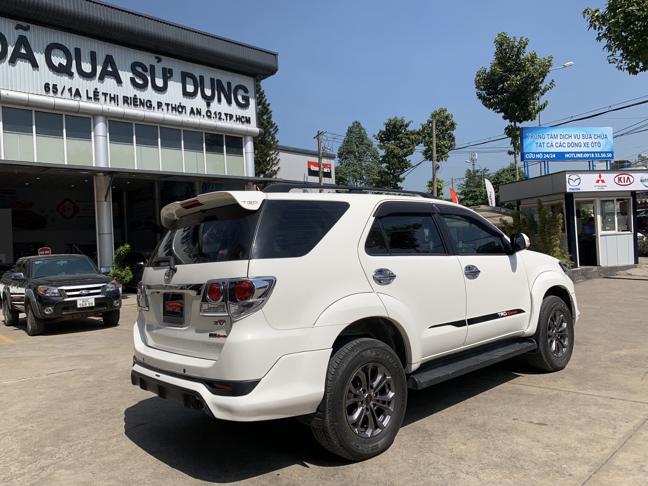 Toyota Fortuner 2.7V 2015 - Bán Toyota Fortuner 2.7V sản xuất 2015, màu trắng, giá siêu ưu đãi cuối năm