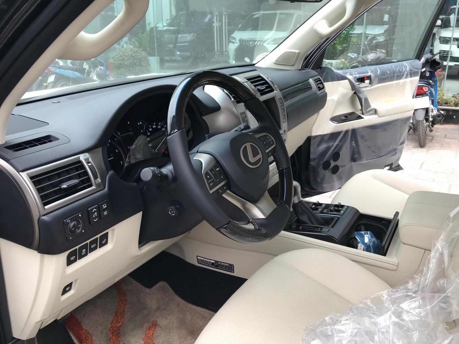 Lexus GX460 Luxury 2021 - Cam kết giao ngay Lexus GX460 Luxury 2021 màu đen nội thất kem, bản xuất Trung Đông