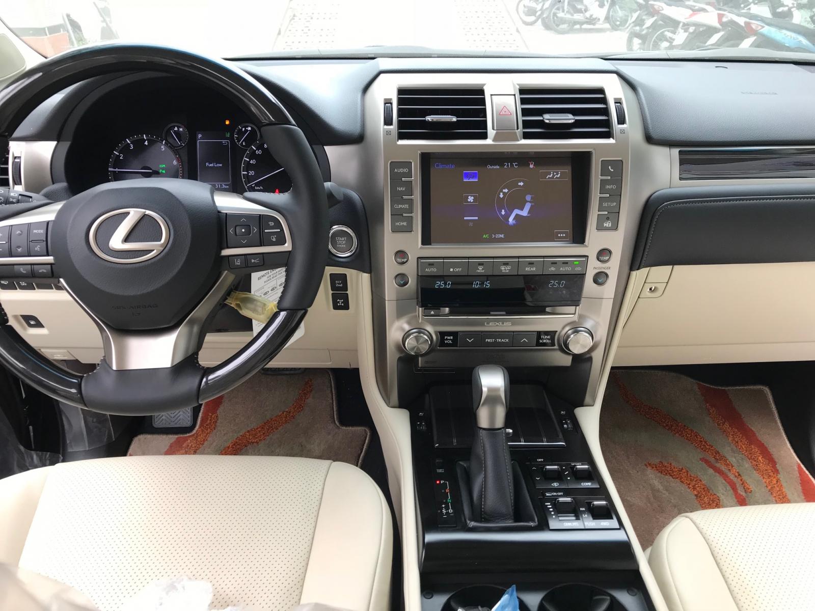 Lexus GX460 Luxury 2021 - Cam kết giao ngay Lexus GX460 Luxury 2021 màu đen nội thất kem, bản xuất Trung Đông