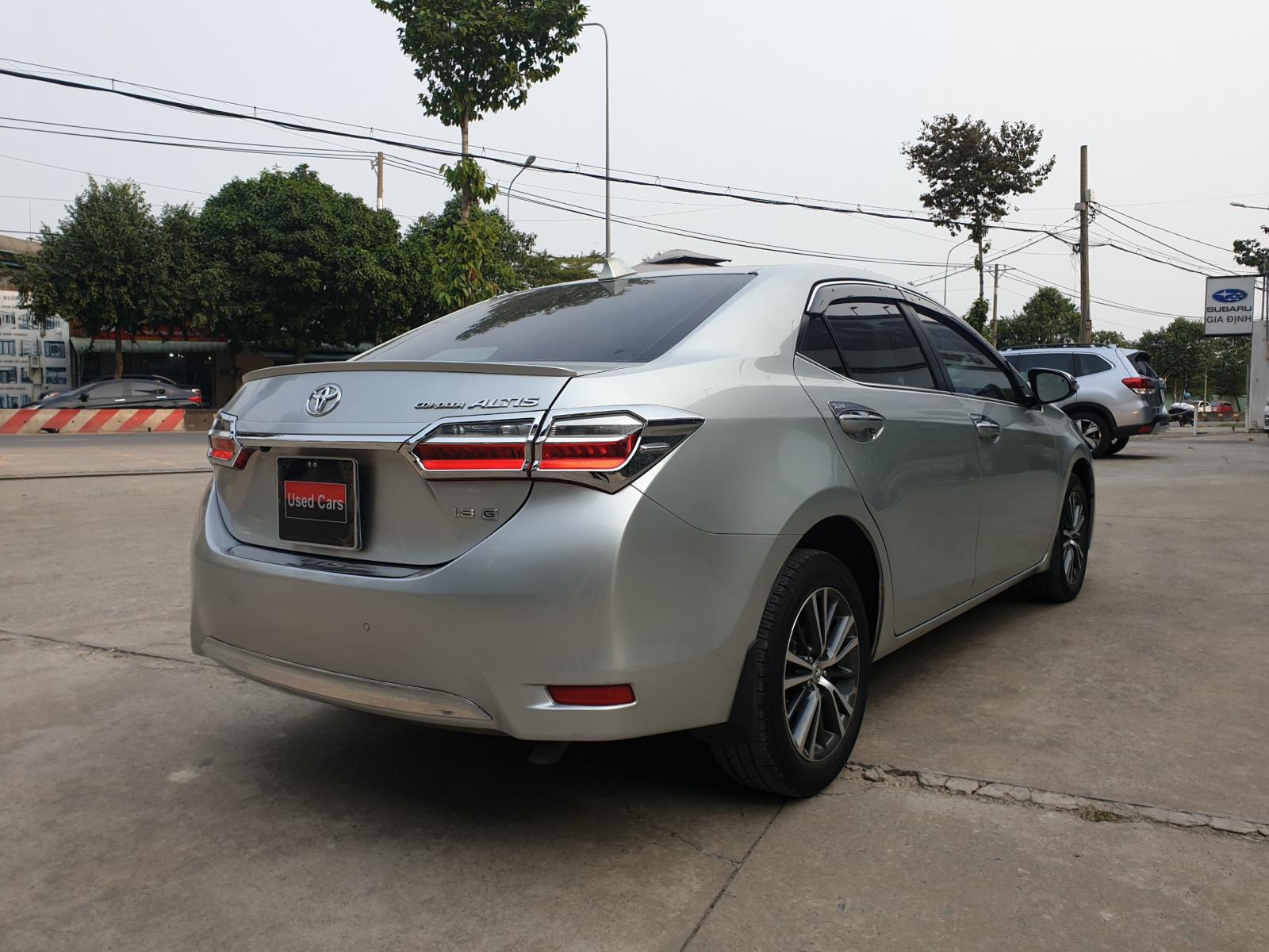 Toyota Corolla altis 1.8G 2018 - Cần bán Toyota Corolla Altis 1.8G đời 2018, màu bạc