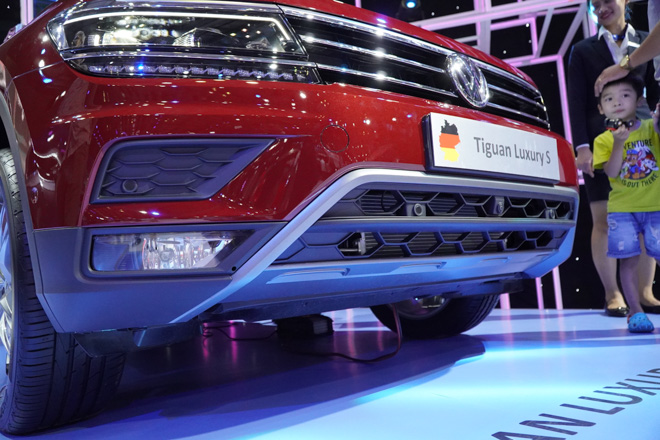 Volkswagen Passat GP 2018 - Volkswagen Luxury S Thể thao mạnh mẽ