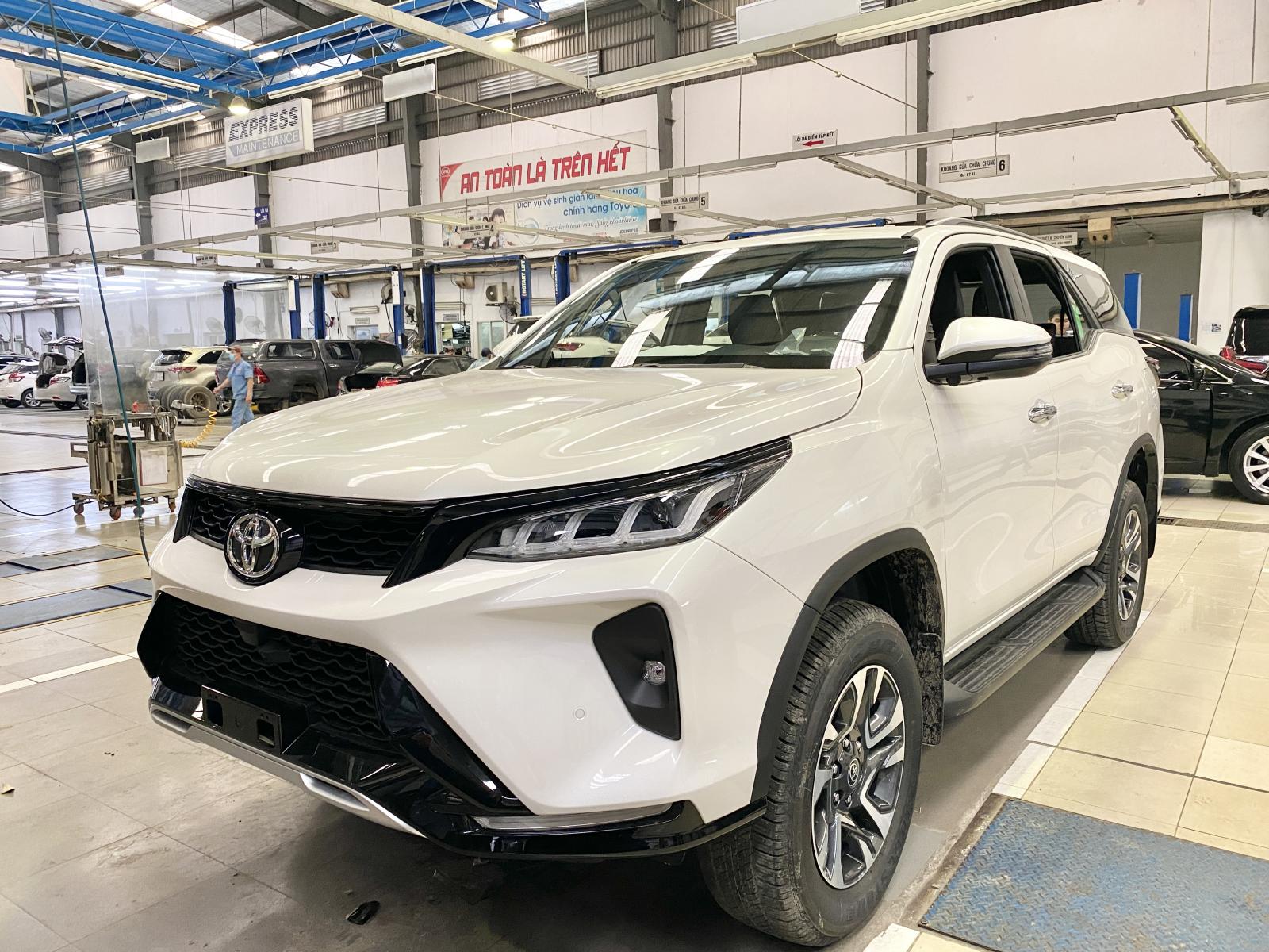 Fortuner 2022 mới tại Toyota An Sương