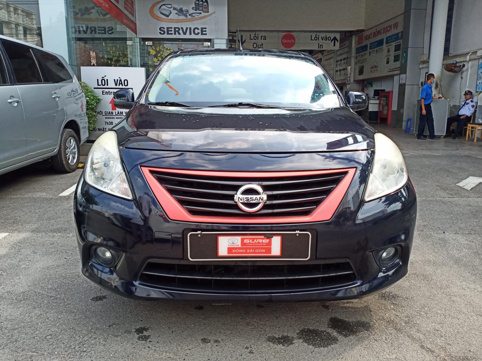 Nissan Sunny 1.5L XL 2015 - Cần bán xe Nissan Sunny 1.5L XL năm 2015, màu đen biển SG, mới chạy 115.000km - giá cực mềm