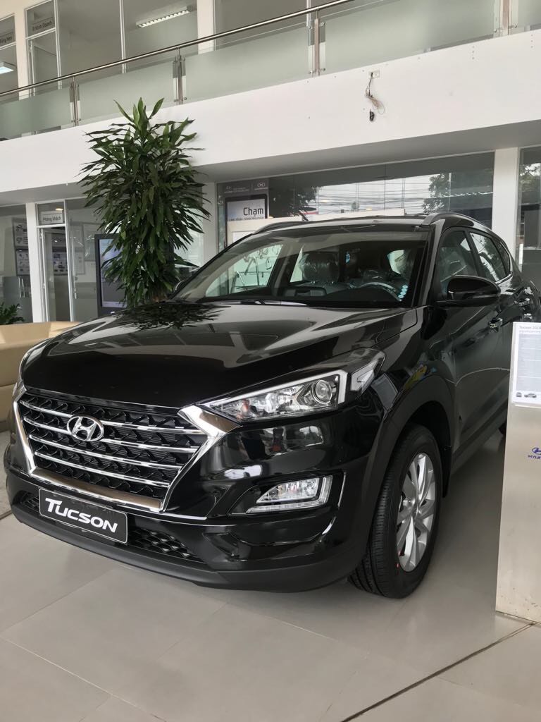 Hyundai Tucson 2.0 AT 2021 - Bán Hyundai Tucson 2.0 AT năm 2021, màu đen