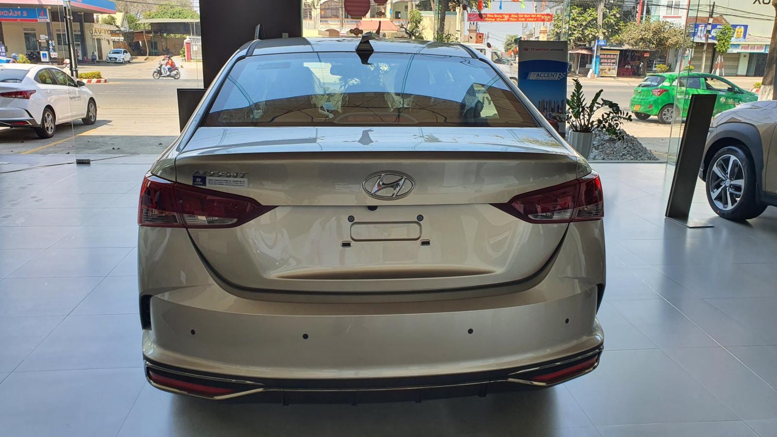 Hyundai Accent 2021 - Cần bán Hyundai Accent đời 2021, giá 545tr