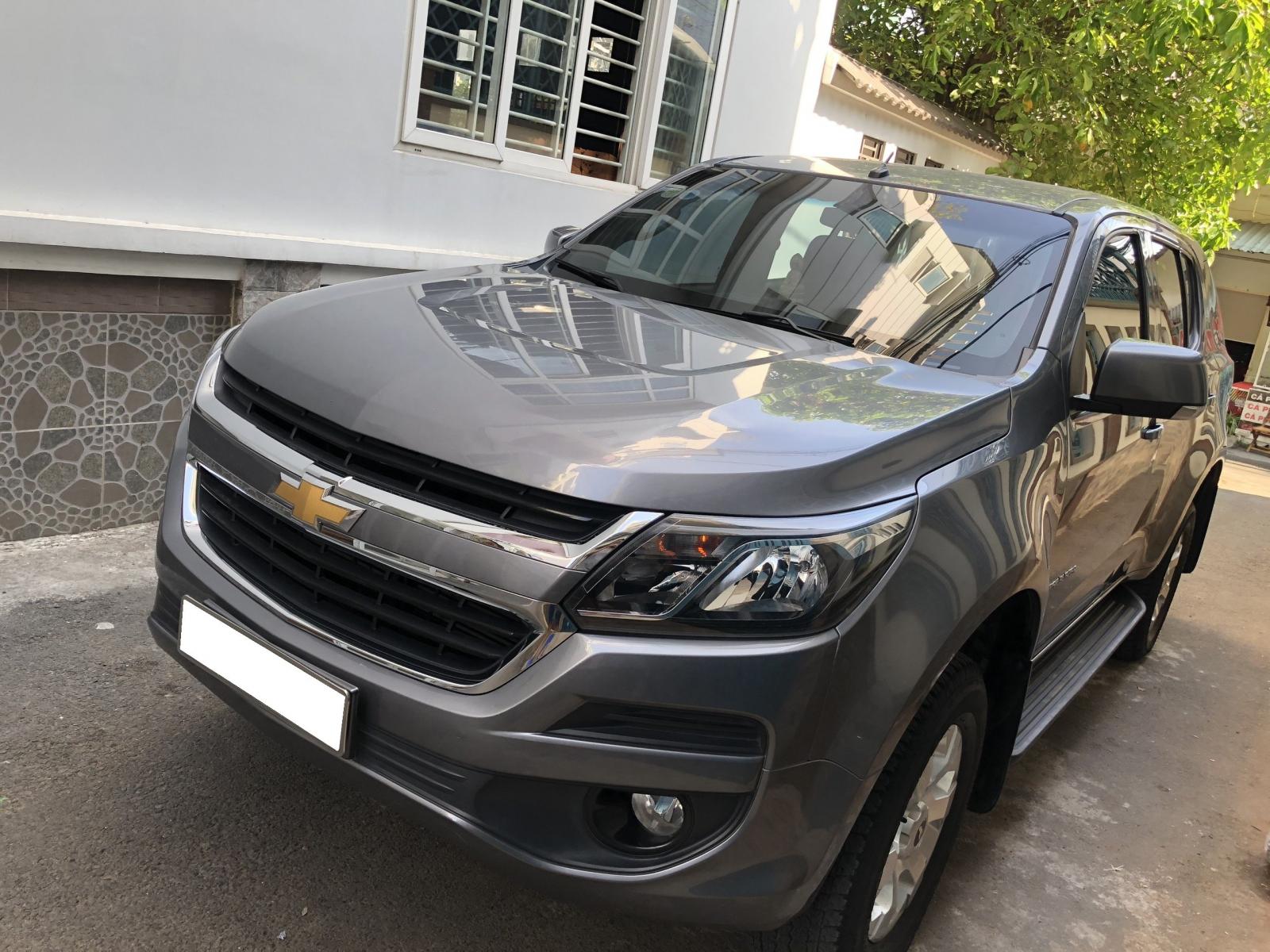 Chevrolet Trail Blazer 2018 - Bán Chevrolet Trailblazer 2018, tự động, máy dầu, xám chì