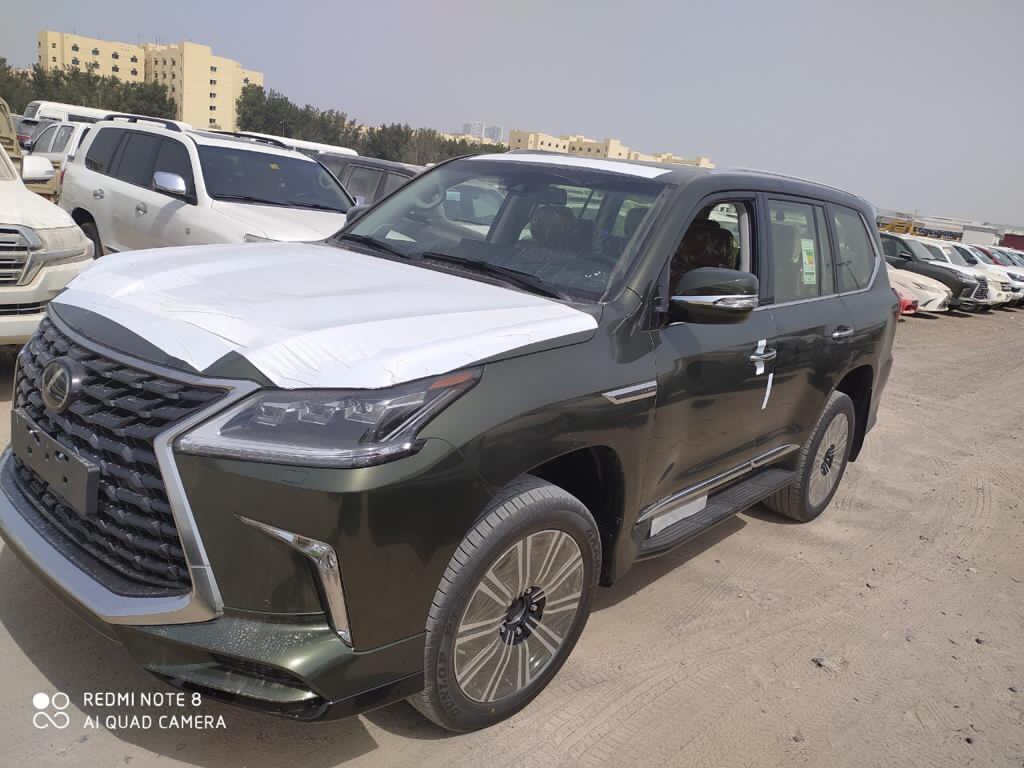 Lexus LX 570 2021 - Bán xe Lexus LX570 Super Sport S màu xanh bộ đội, xe sản xuất năm 2021 bản Trung Đông nhập mới 100% đủ đồ nhất