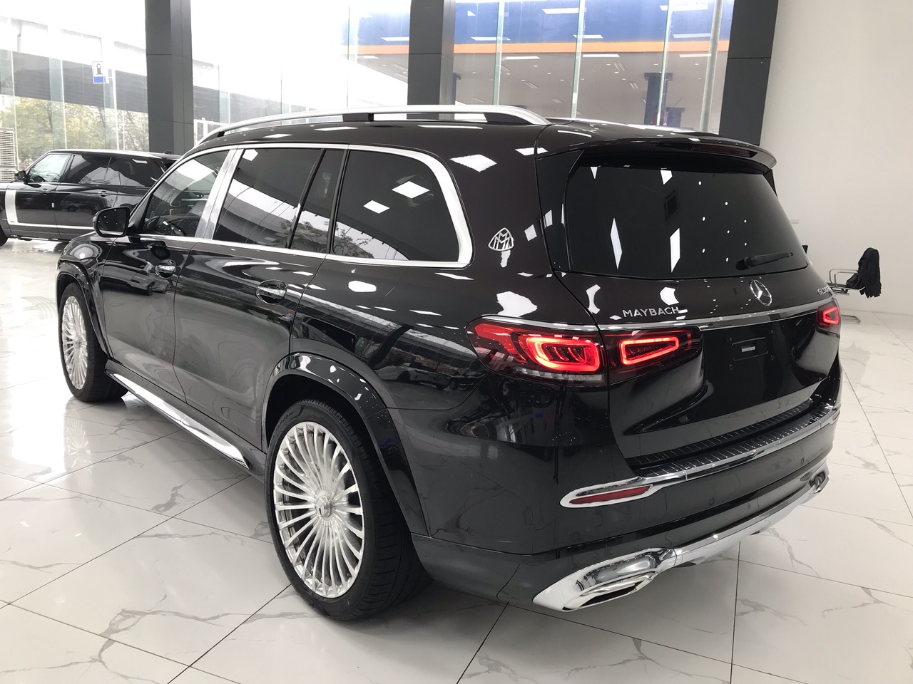 Mercedes-Benz GLS GLS600 2021 - Bán ô tô Mercedes GLS600 Maybach năm 2021, màu đen, nhập khẩu nguyên chiếc