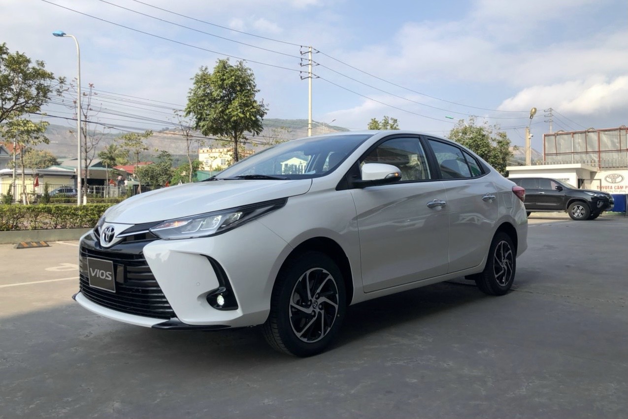 Toyota Vios 1.5G CVT 2021 - Bán xe Toyota Vios 1.5G CVT đời 2021, màu trắng,  581 triệu