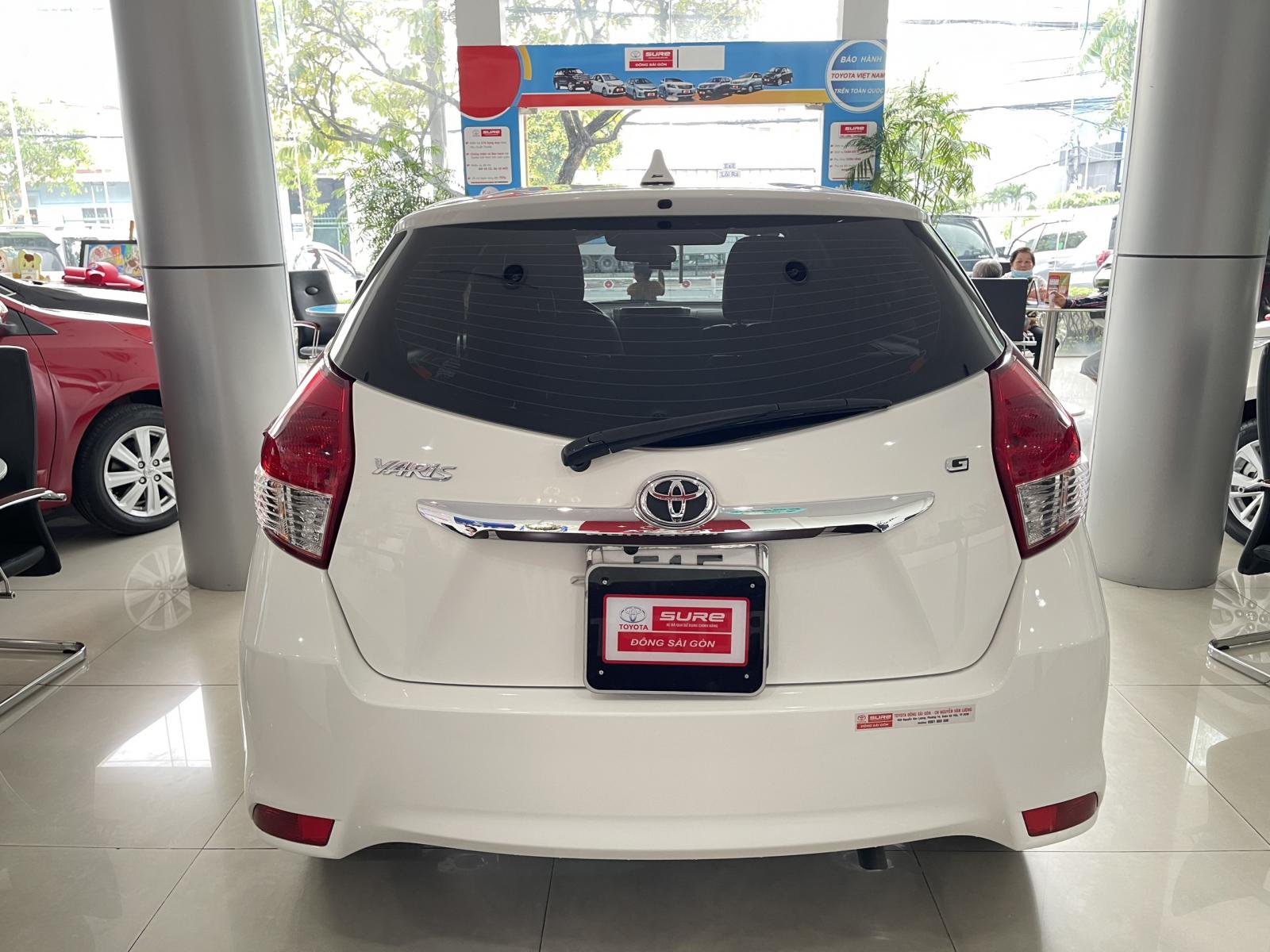 Toyota Yaris 1.3G 2016 - Bán Toyota Yaris 1.3G đời 2016, màu trắng, xe nhập, biển SG, 34.000km - Giá fix đẹp