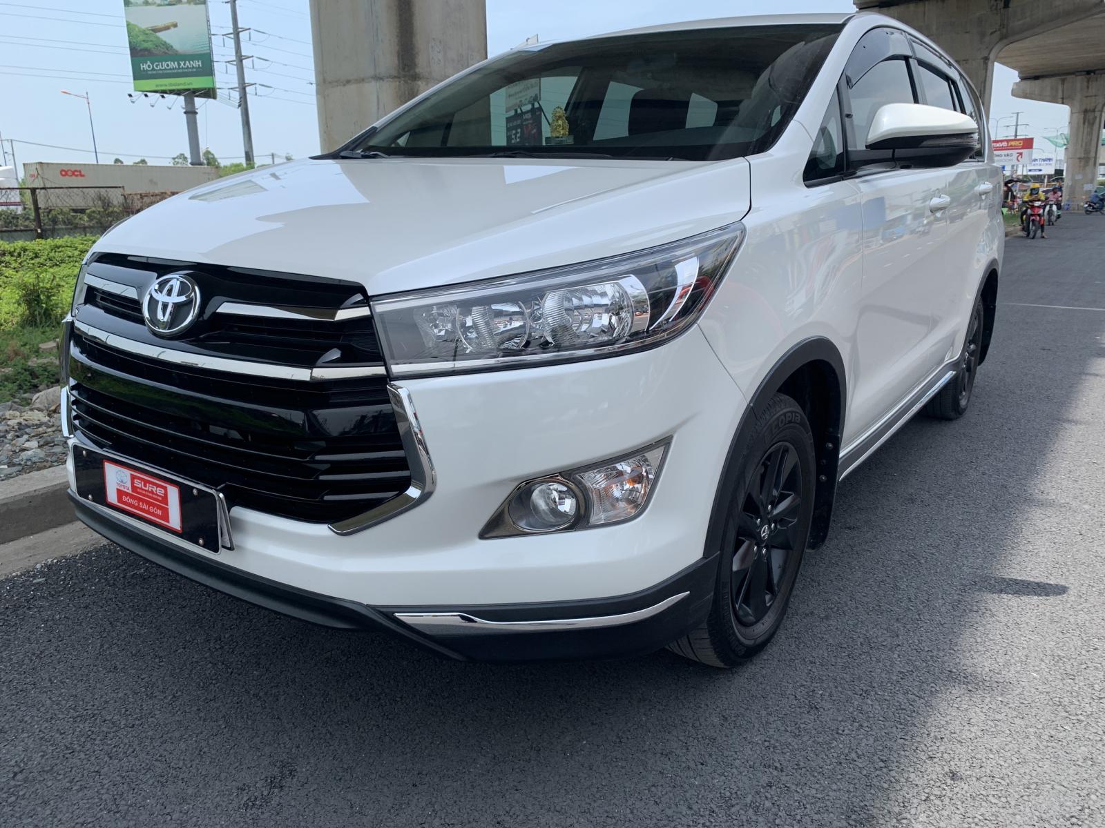 Toyota Innova Venturer 2019 - Bán xe Toyota Innova Venturer 2019, màu trắng