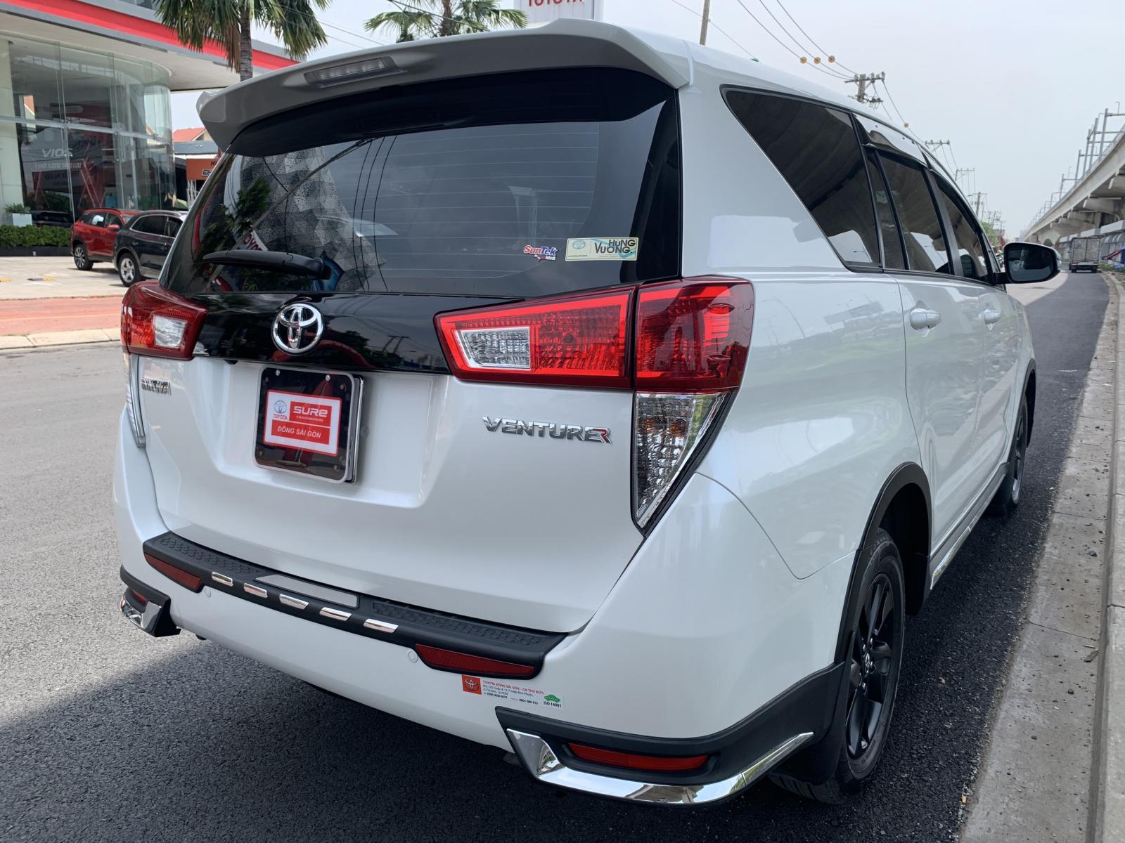 Toyota Innova Venturer 2019 - Bán xe Toyota Innova Venturer 2019, màu trắng