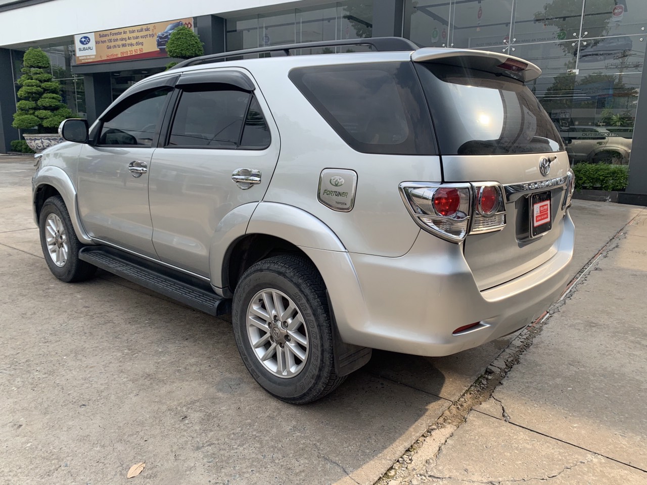 Toyota Fortuner 2.5G 2012 - Bán xe Toyota Fortuner 2.5G đời 2012, màu bạc ,BIển SG - Chạy đúng 150.000km - Giá Fix đẹp