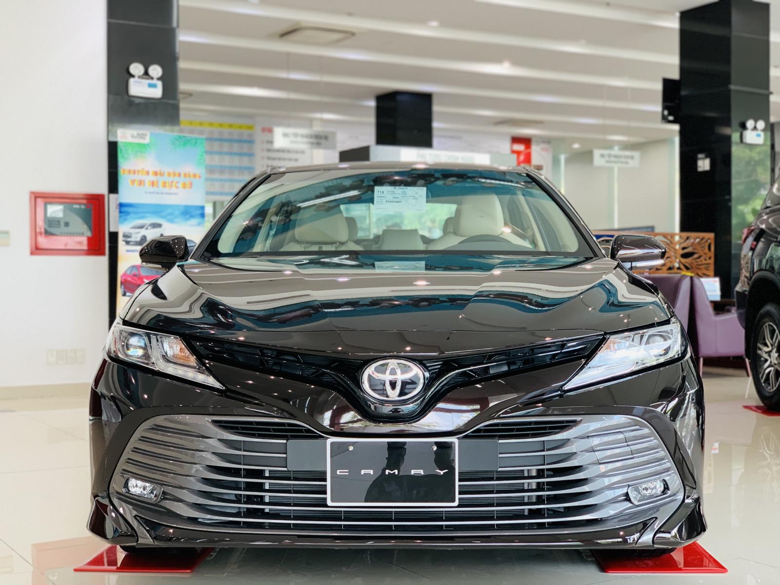 Toyota Camry 2.0E 2021 - 💥Toyota Camry 2.0E 2021 đủ màu giao ngay 💥ưu đãi lớn - trả trước chỉ từ 200tr