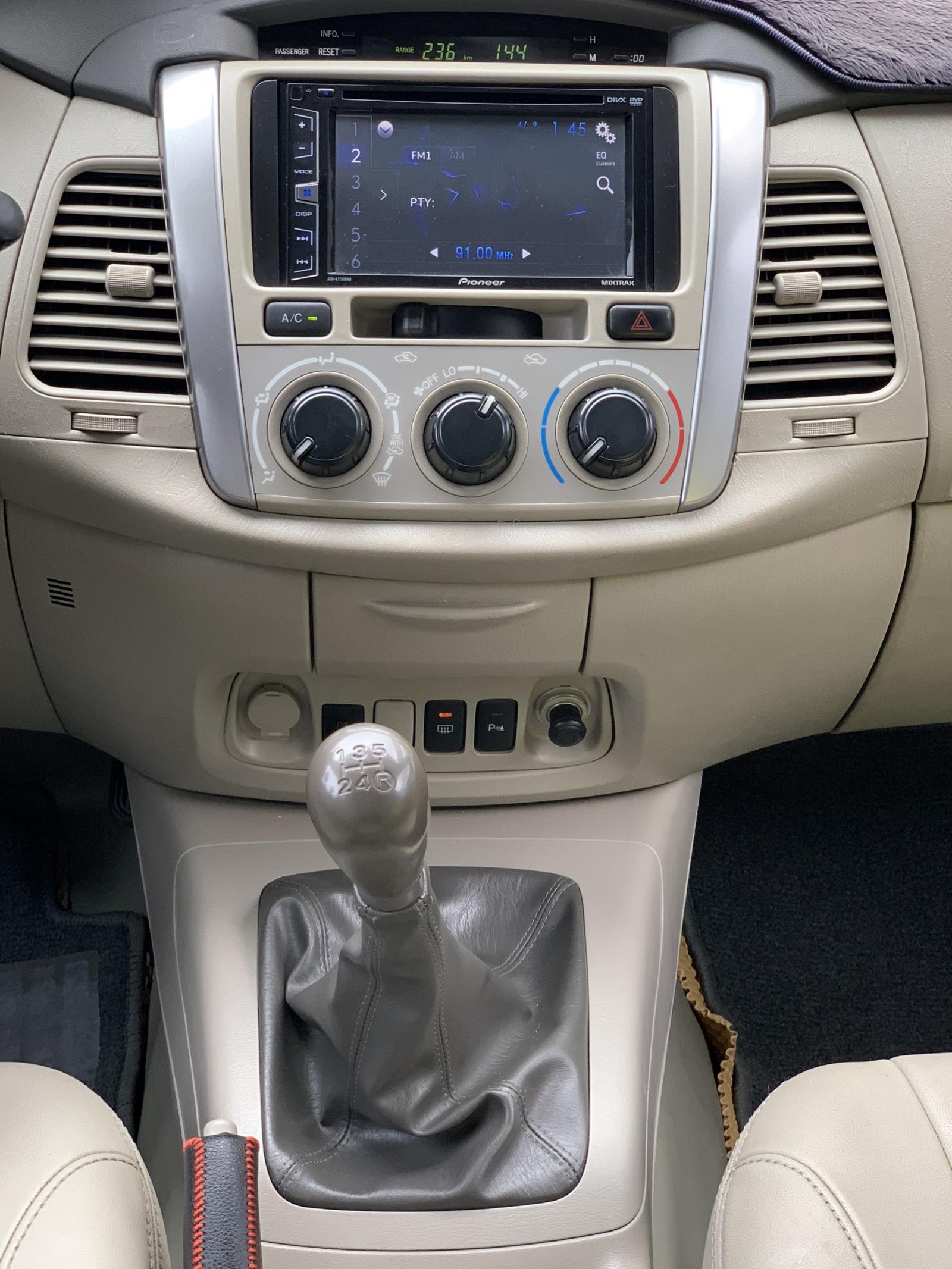 Toyota Innova 2.0 2016 - Innova E 2016 xe gia đình, chất cứng cáp
