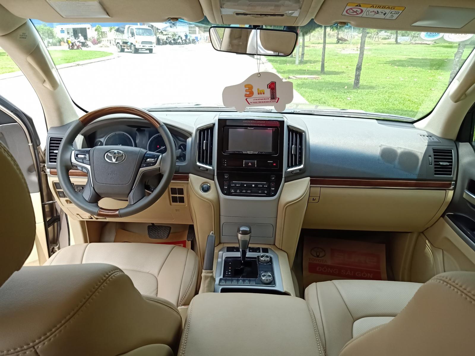 Toyota Land Cruiser VX 2015 - Xe Toyota Land Cruiser VX đời 2015, nhập khẩu