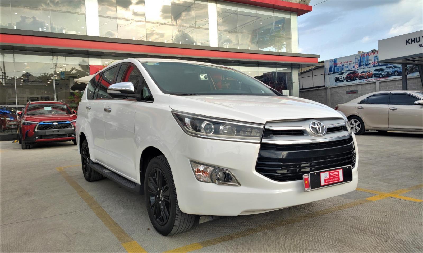 Toyota Innova 2.0V 2016 - Cần bán Toyota Innova 2.0V năm 2016, màu trắng, biển SG - Chuẩn 106.000km - Giá cả thương lượng