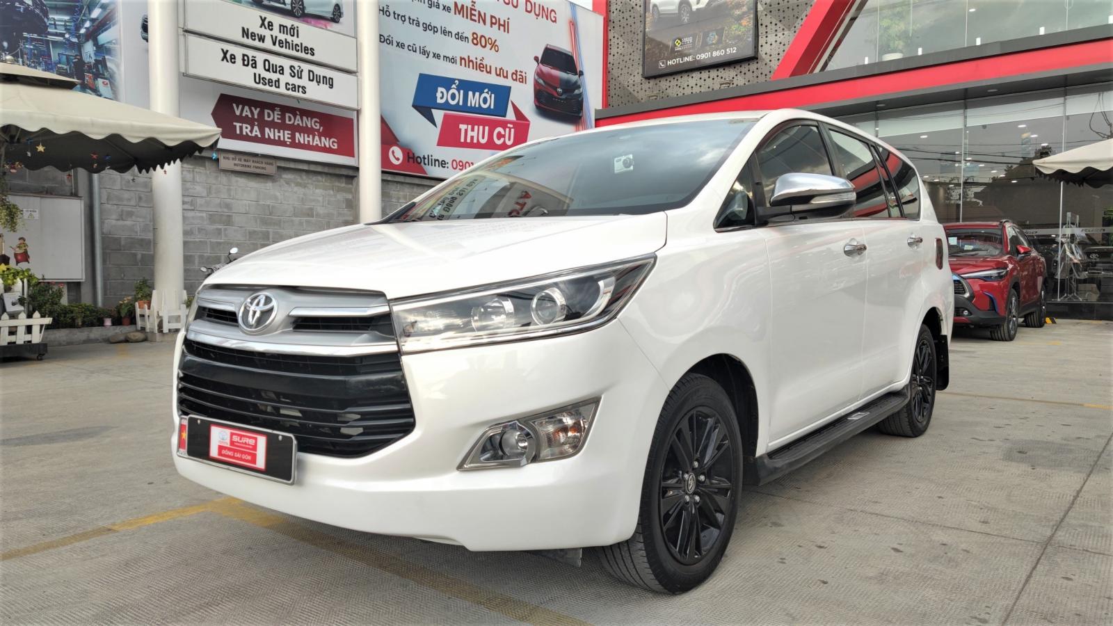 Toyota Innova 2.0V 2016 - Cần bán Toyota Innova 2.0V năm 2016, màu trắng, biển SG - Chuẩn 106.000km - Giá cả thương lượng