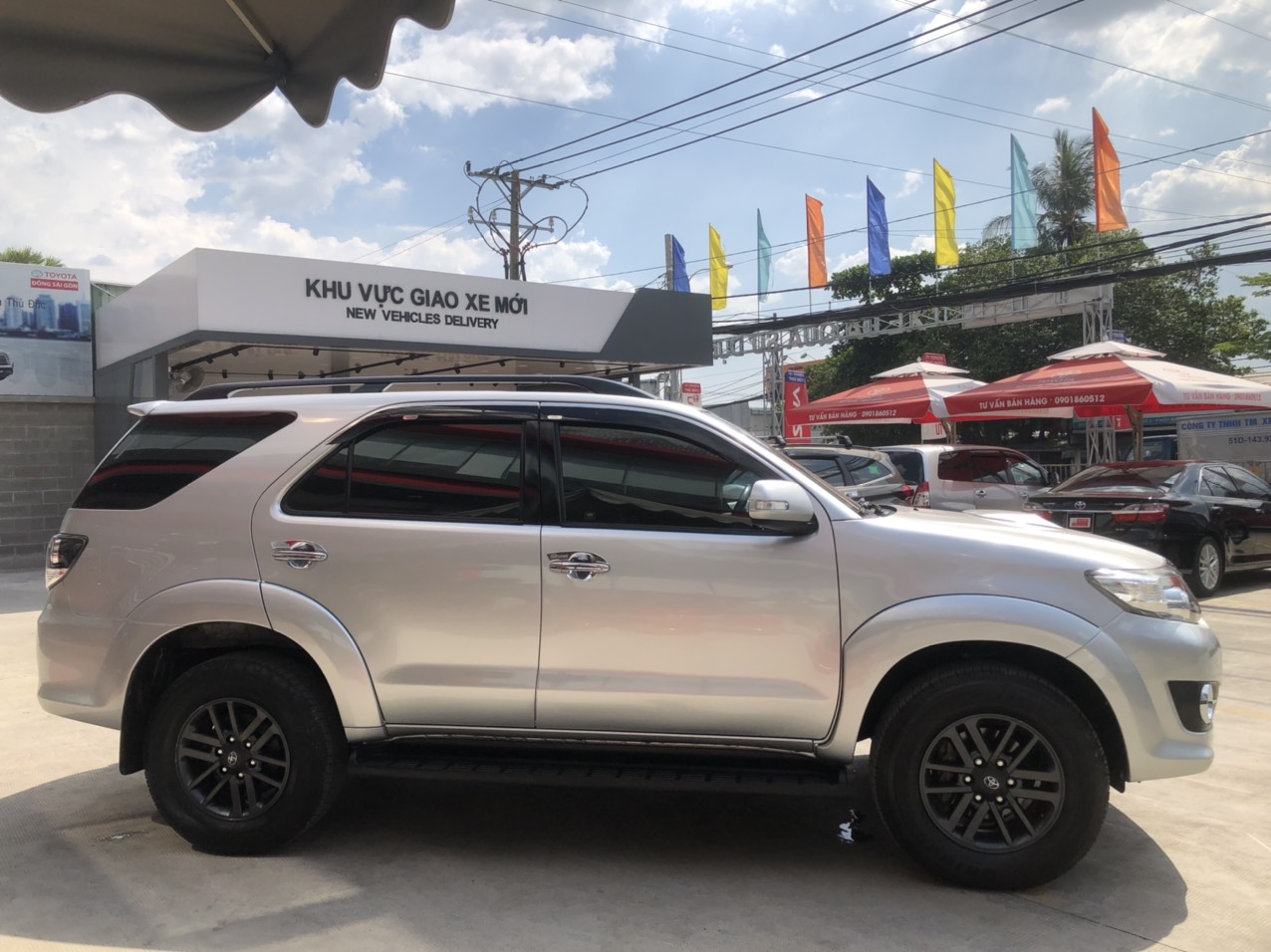 Toyota Fortuner 2.4 2016 - Fortuner máy dầu 2016 chất xe đẹp, cam kết đầy đủ/bảo hành chính hãng