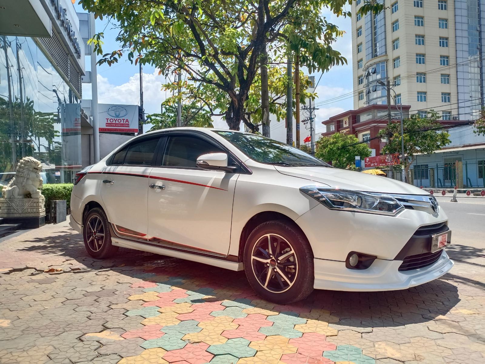 Toyota Vios TRD 2018 - Bán Toyota Vios TRD đời 2018, màu trắng