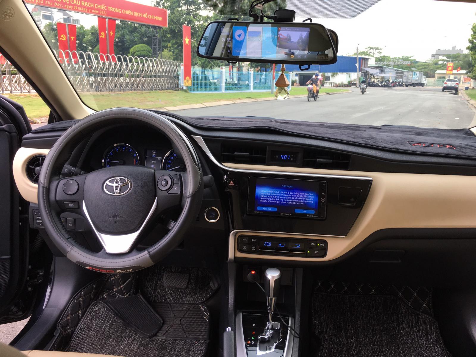 Toyota Corolla altis 1.8 2018 - Altis 1.8G 2018 xe đi lướt, chất còn rất đẹp