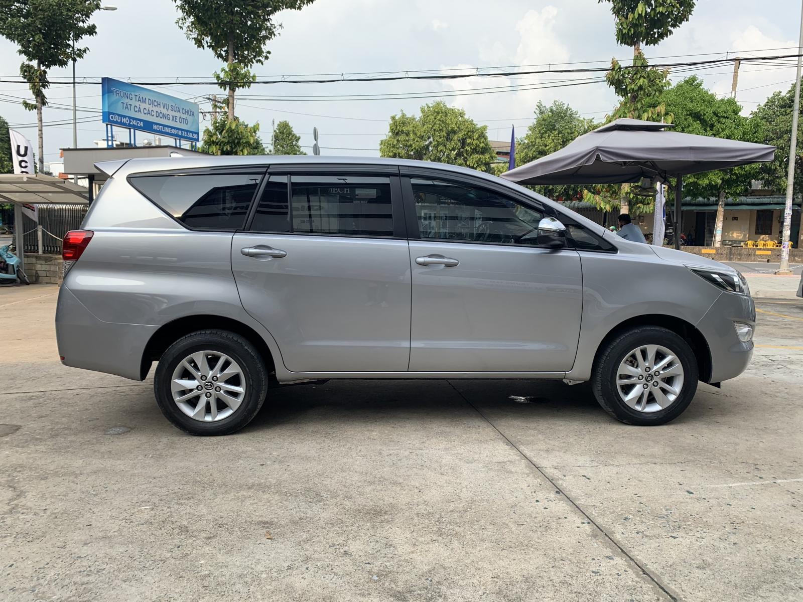 Toyota Innova 2.0 2019 - Innova E 2019, lướt chất xe như mới