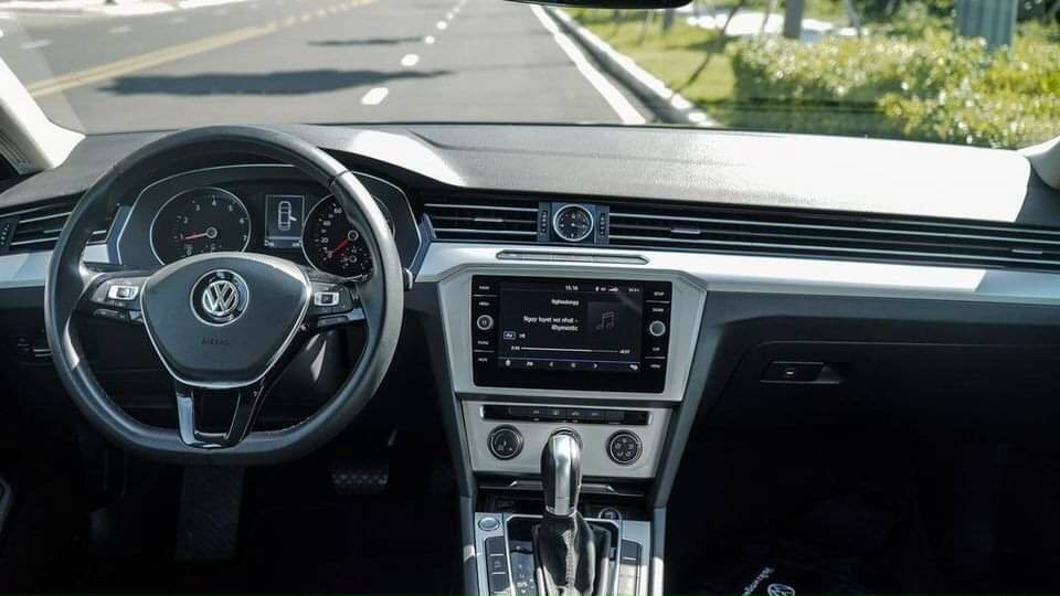 Volkswagen Passat 2019 - Volkswagen Passat, màu đen, nhập khẩu chính hãng