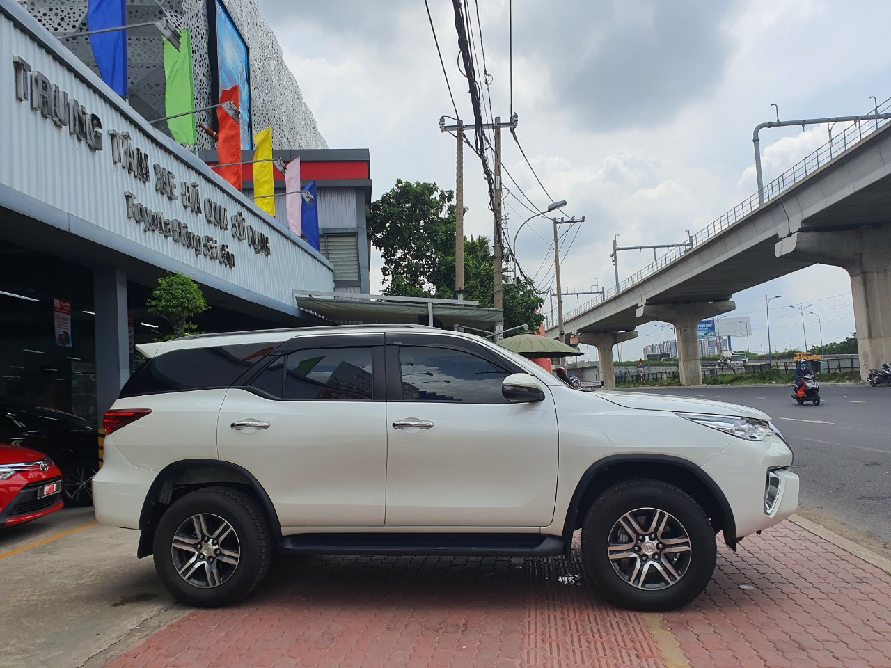 Toyota Fortuner 2.4 2019 - Fortuner máy dầu 1 cầu STĐ, xe đẹp siêu lướt. chất như xe mới