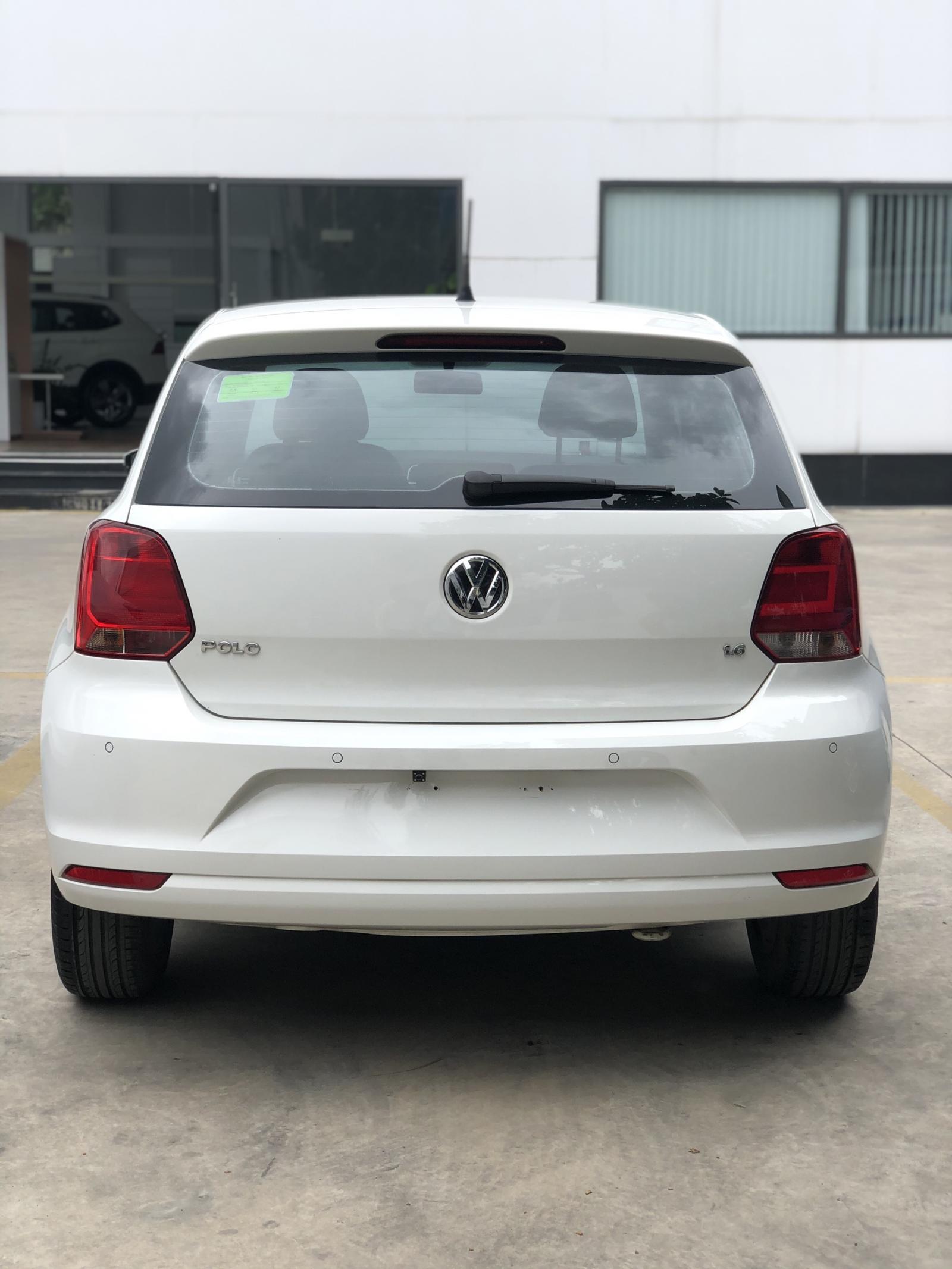 Volkswagen Polo   2018 - Cần bán xe Volkswagen Polo Hatchback 2018, màu trắng, nhập khẩu nguyên chiếc, giá chỉ 550 triệu