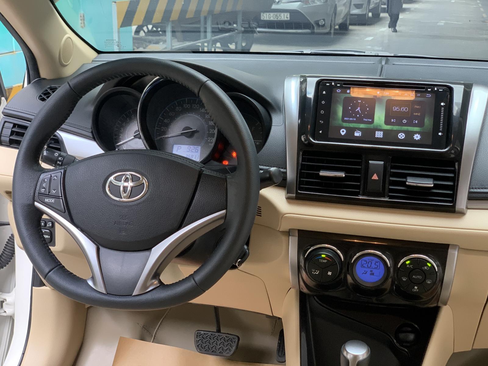 Toyota Vios 1.5 TRD 2018 - Bán Toyota Vios 1.5 TRD đời 2018, màu trắng, biển SG - chuẩn 36.000km - Xe chính hãng không đâm đụng hay ngập nước