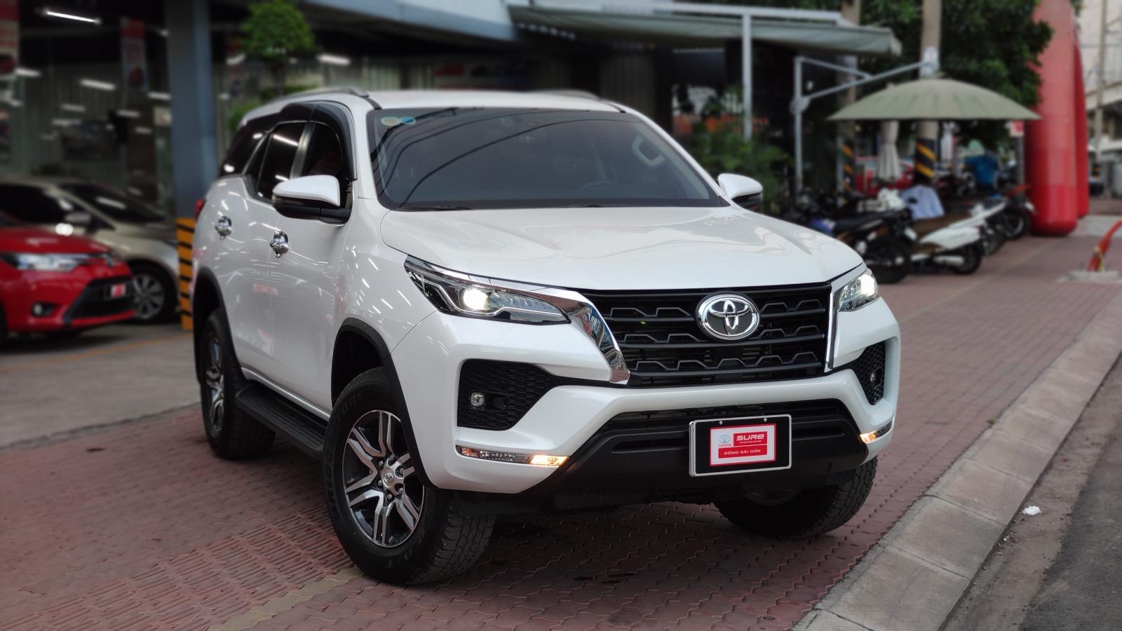 Toyota Fortuner 2.4 2021 - Fortuner máy dầu STĐ 2021 form mới. Chất như xe mới