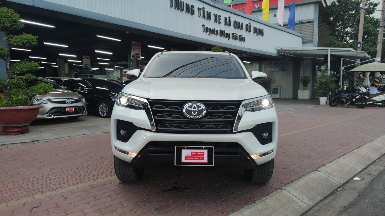 Toyota Fortuner 2.4 2021 - Fortuner máy dầu STĐ 2021 form mới. Chất như xe mới