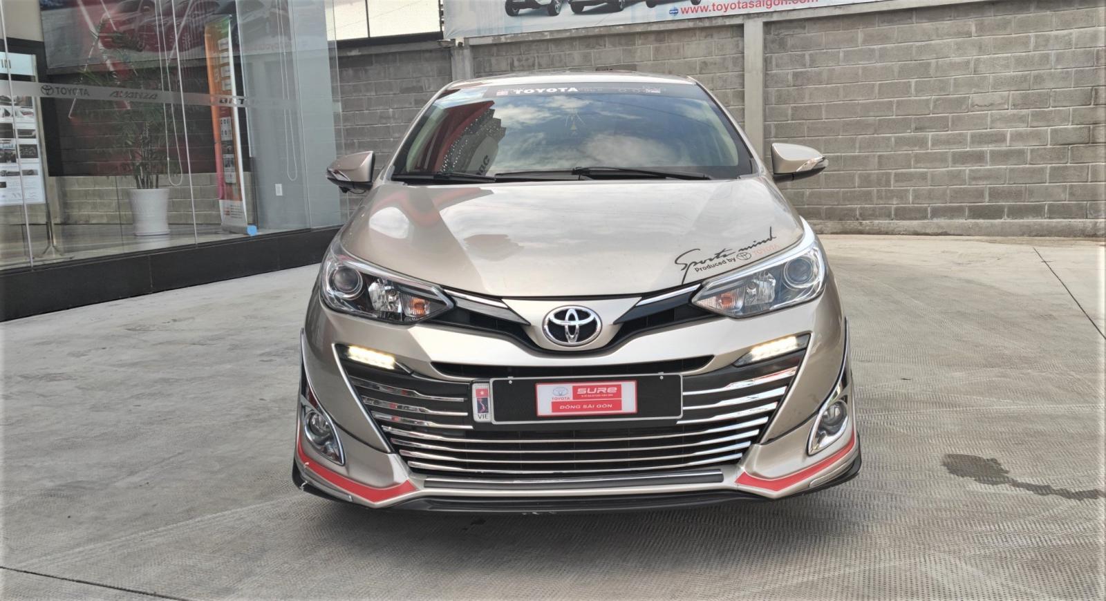 Toyota Vios 1.5G AT 2018 - Bán Toyota Vios 1.5G AT đời 2018, màu vàng, biển SG - chuẩn 84.000km - Gia đình xem xe thương lượng tiếp