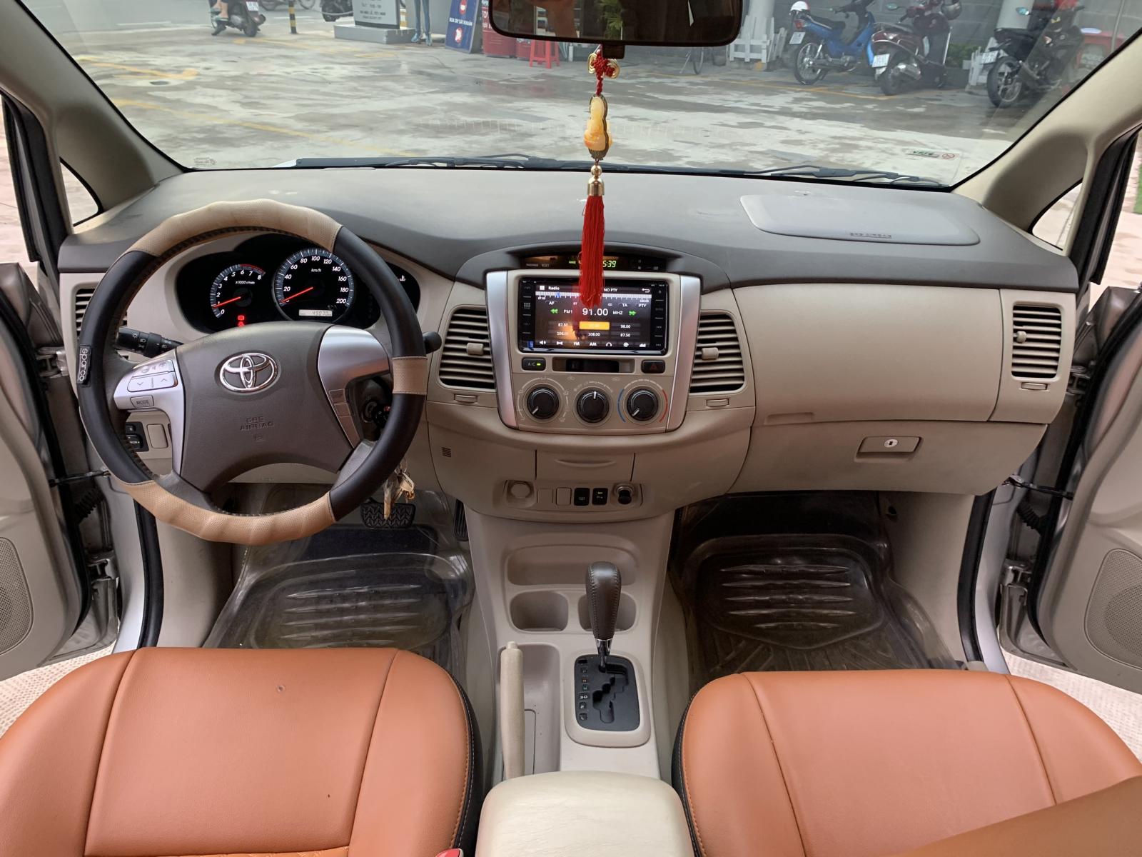 Toyota Innova 2.0 2014 - Innova G 2014 stđ xe đẹp, đi lướt. Chỉ duy nhất 1 chiếc