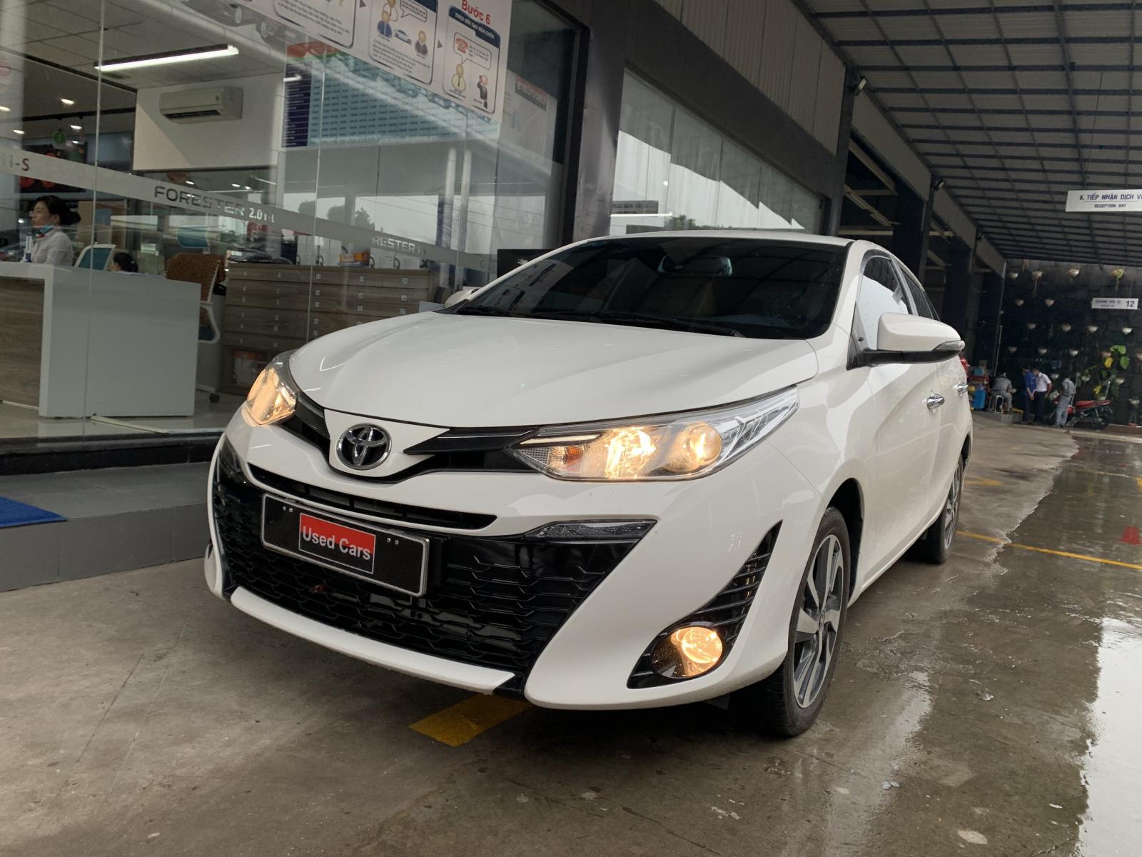 Toyota Yaris 1.5AT 2019 - Bán xe Toyota Yaris 1.5AT sản xuất 2019, màu trắng, nhập khẩu nguyên chiếc