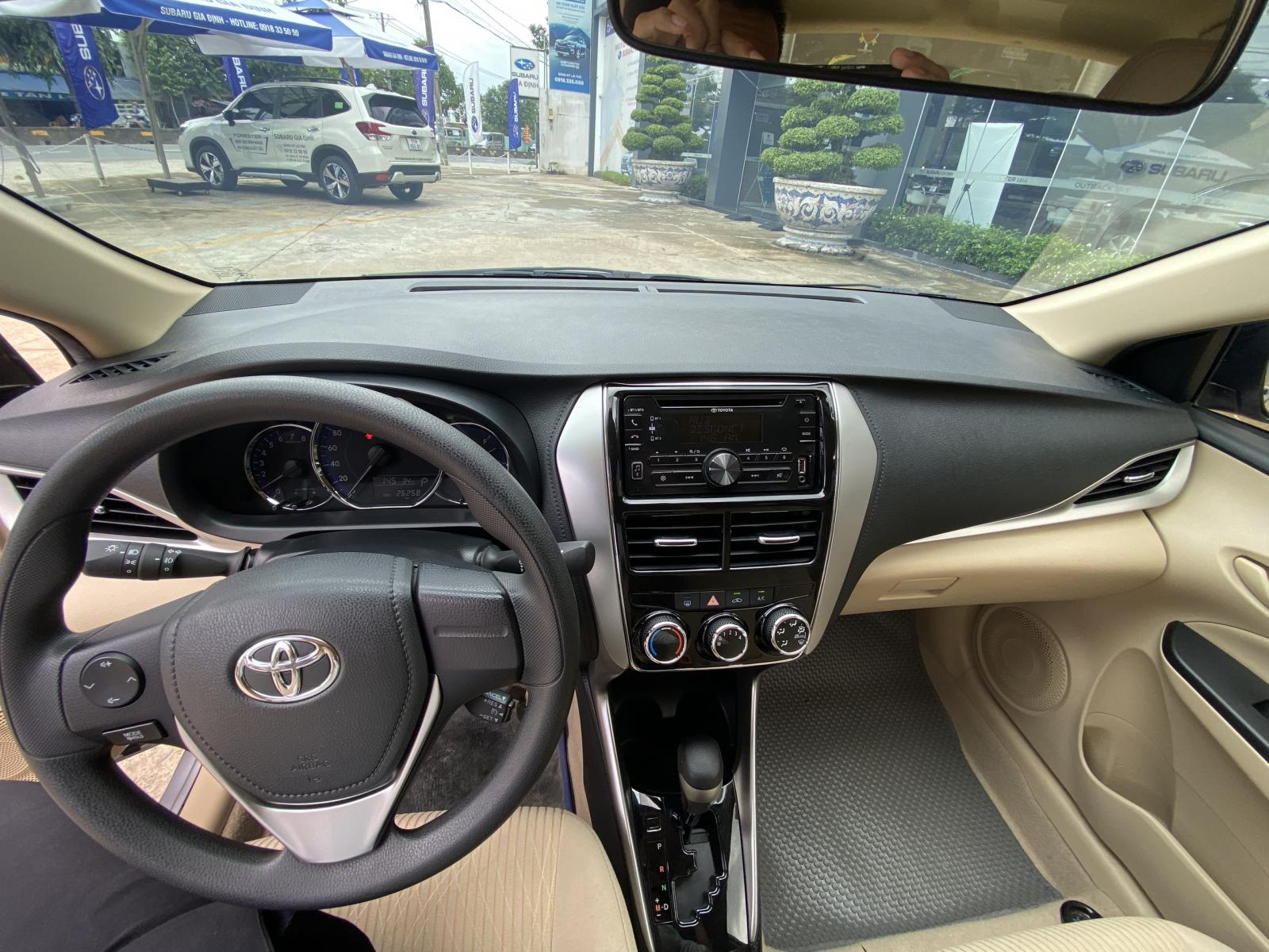 Toyota Vios 1.5E CVT 2018 - Bán Toyota Vios 1.5E CVT 2018, màu bạc giá cạnh tranh