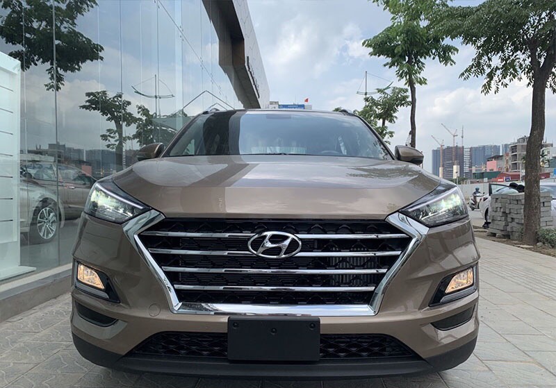 Hyundai Tucson 2021 - Bán xe Hyundai Tucson đời 2021, màu nâu, giá chỉ 859 triệu