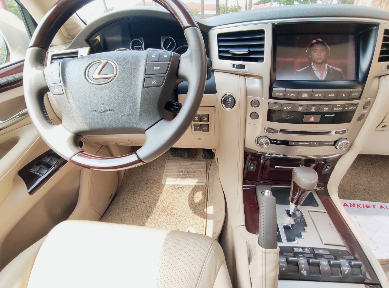 Lexus LX5700 2012 - Bán xe Lexus LX570 năm 2012 vàng kem