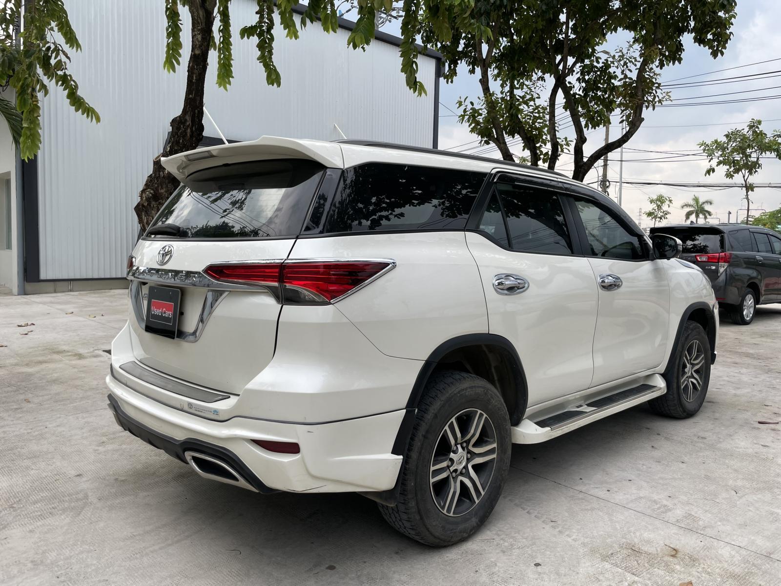 Toyota Fortuner 2.4G 4x2 AT 2018 - Xe Toyota Fortuner 2.4G 4x2 AT đời 2018, màu trắng, xe nhập, 900 triệu