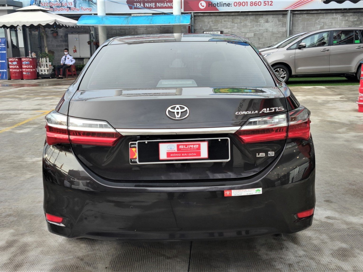 Toyota Corolla altis 1.8G 2019 - Bán Toyota Corolla altis 1.8G đời 2019, màu nâu