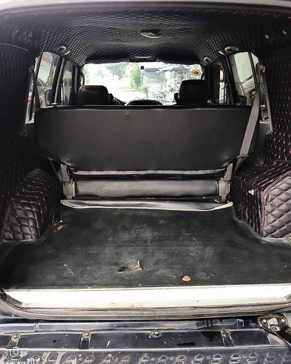 Mitsubishi Pajero 2005 - Cần bán lại xe Mitsubishi Pajero 2005, màu đen, nhập khẩu