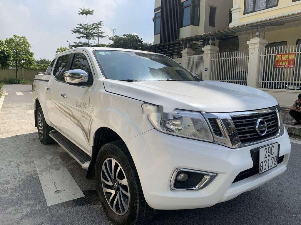 Nissan Navara   2015 - Cần bán lại xe Nissan Navara năm sản xuất 2015, màu trắng, nhập khẩu còn mới