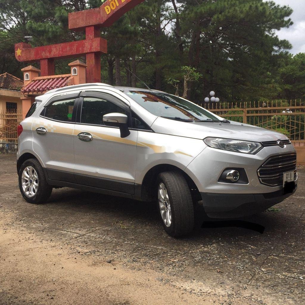 Ford EcoSport 2017 - Bán ô tô Ford EcoSport sản xuất năm 2017, màu bạc xe gia đình